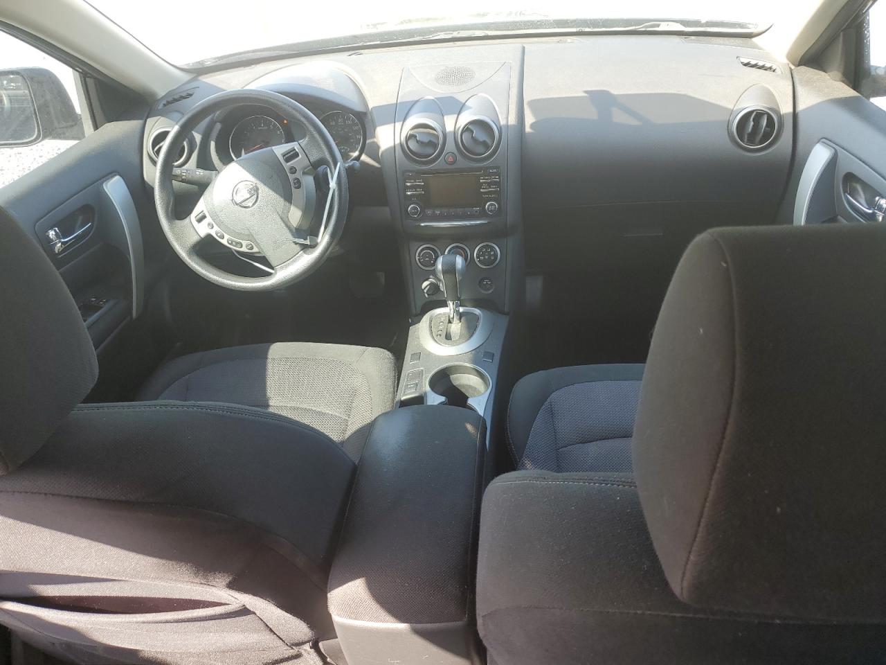 2013 Nissan Rogue - Image 8