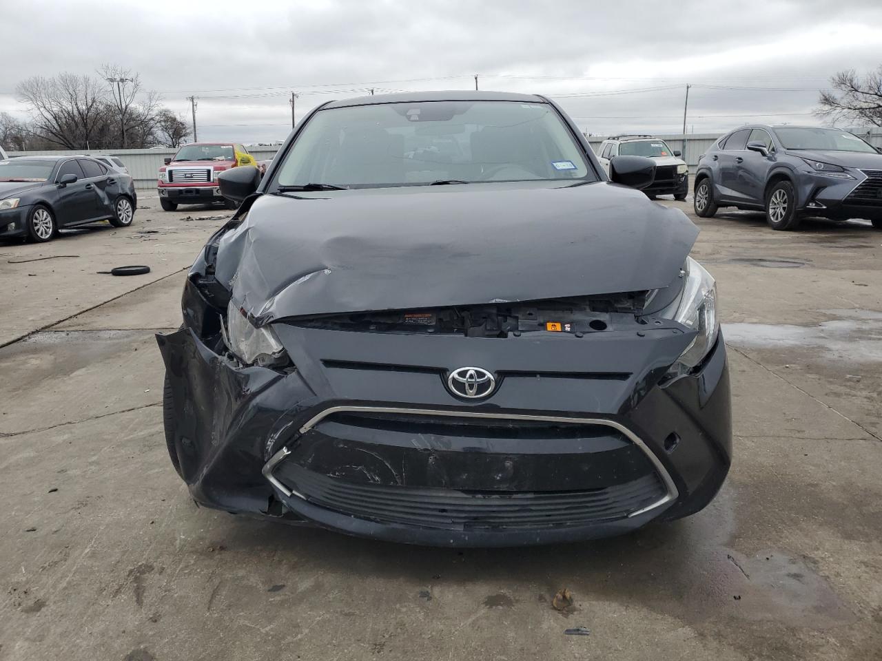 2017 Toyota Yaris - Image 5