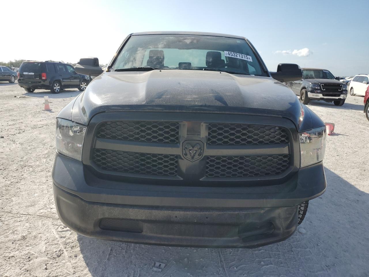 2014 RAM 1500 - Image 5