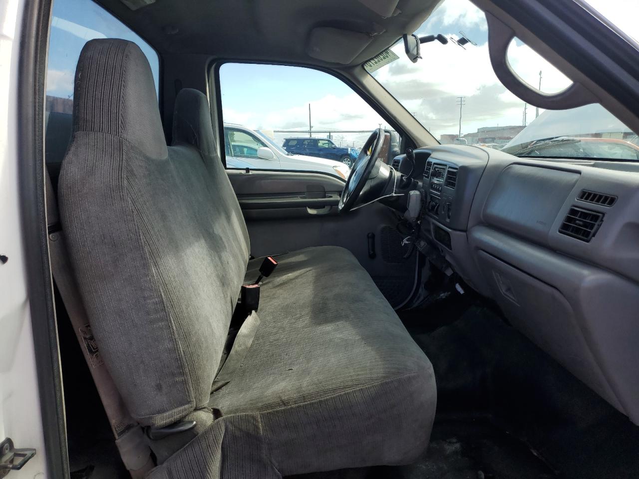 2001 Ford F250 - Image 11