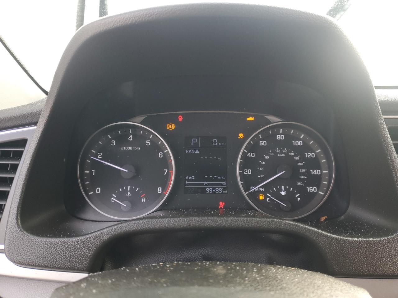 2018 Hyundai Elantra - Image 9