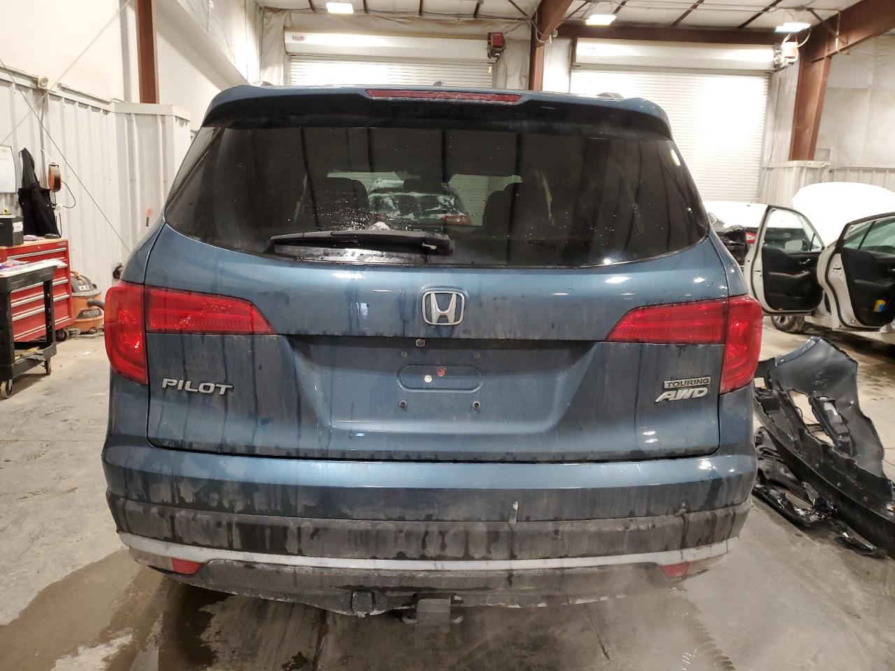 2017 Honda Pilot - Image 6