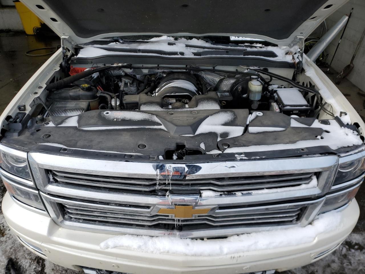 2014 Chevrolet Silverado - Image 11