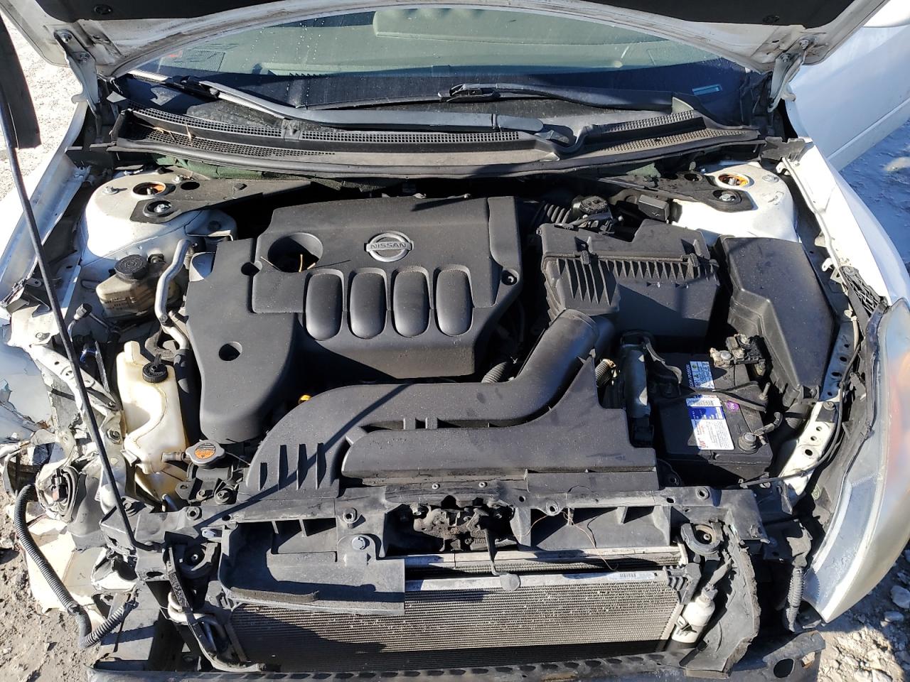 2009 Nissan Altima - Image 12