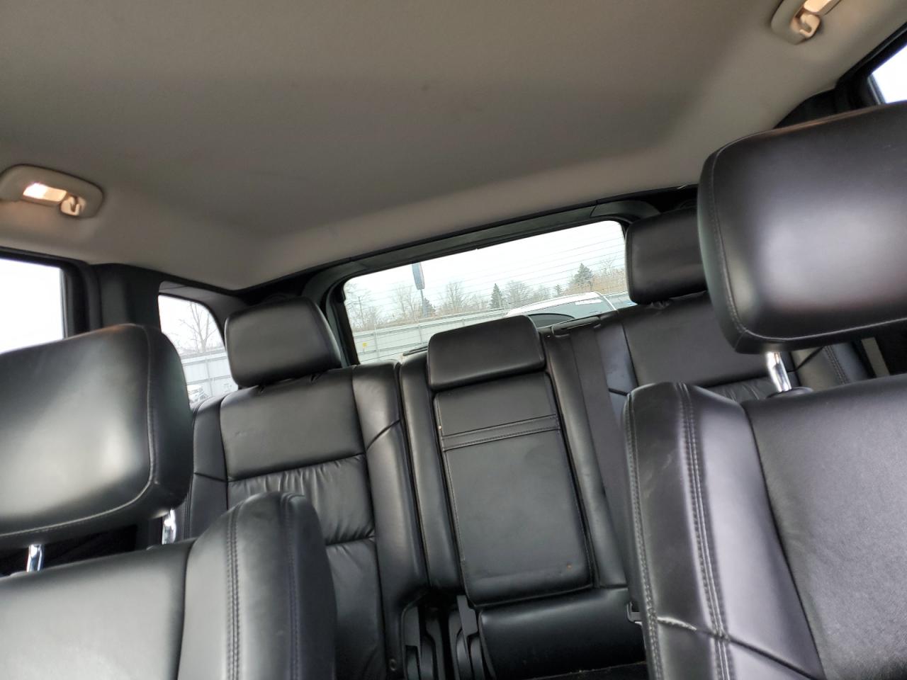 2011 Jeep Grand Cherokee - Image 10