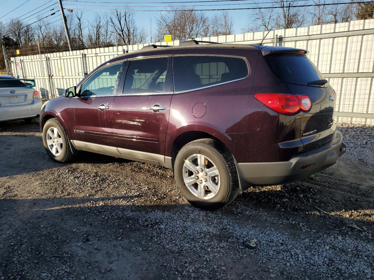 2009 Chevrolet Traverse - Image 2