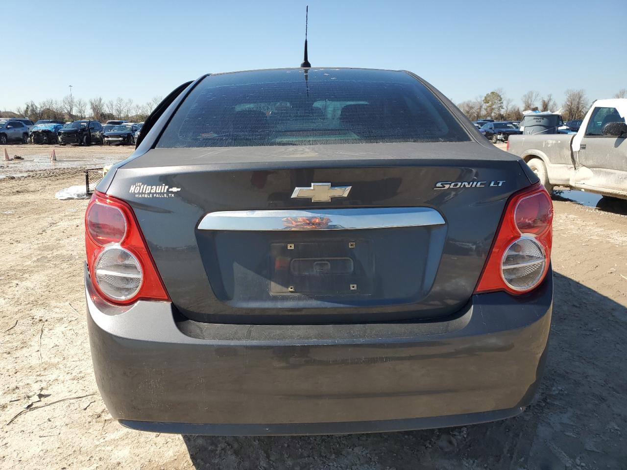 2013 Chevrolet Sonic - Image 6