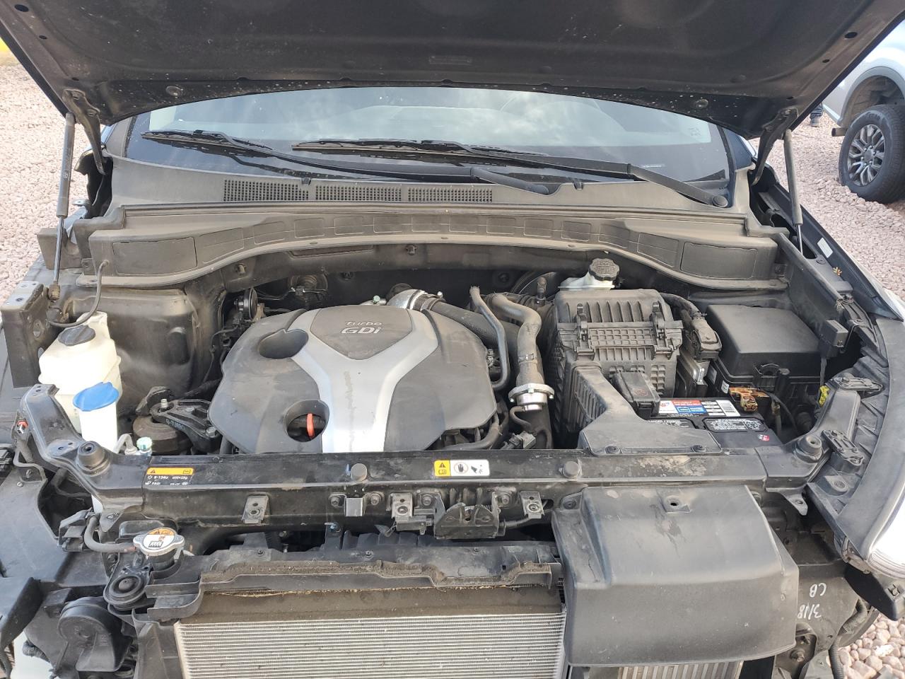 2015 Hyundai Santa Fe - Image 11