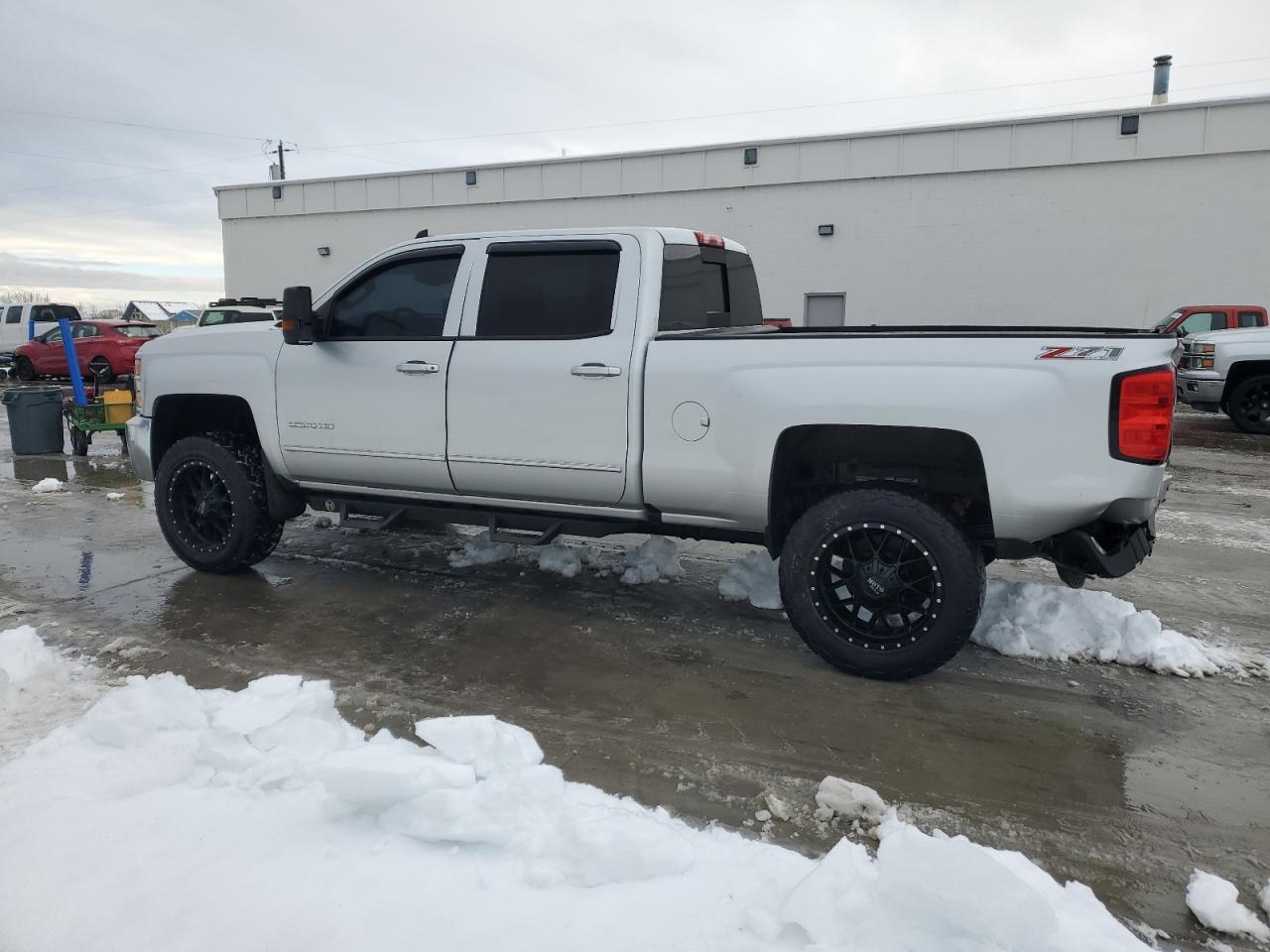 2015 Chevrolet Silverado - Image 2