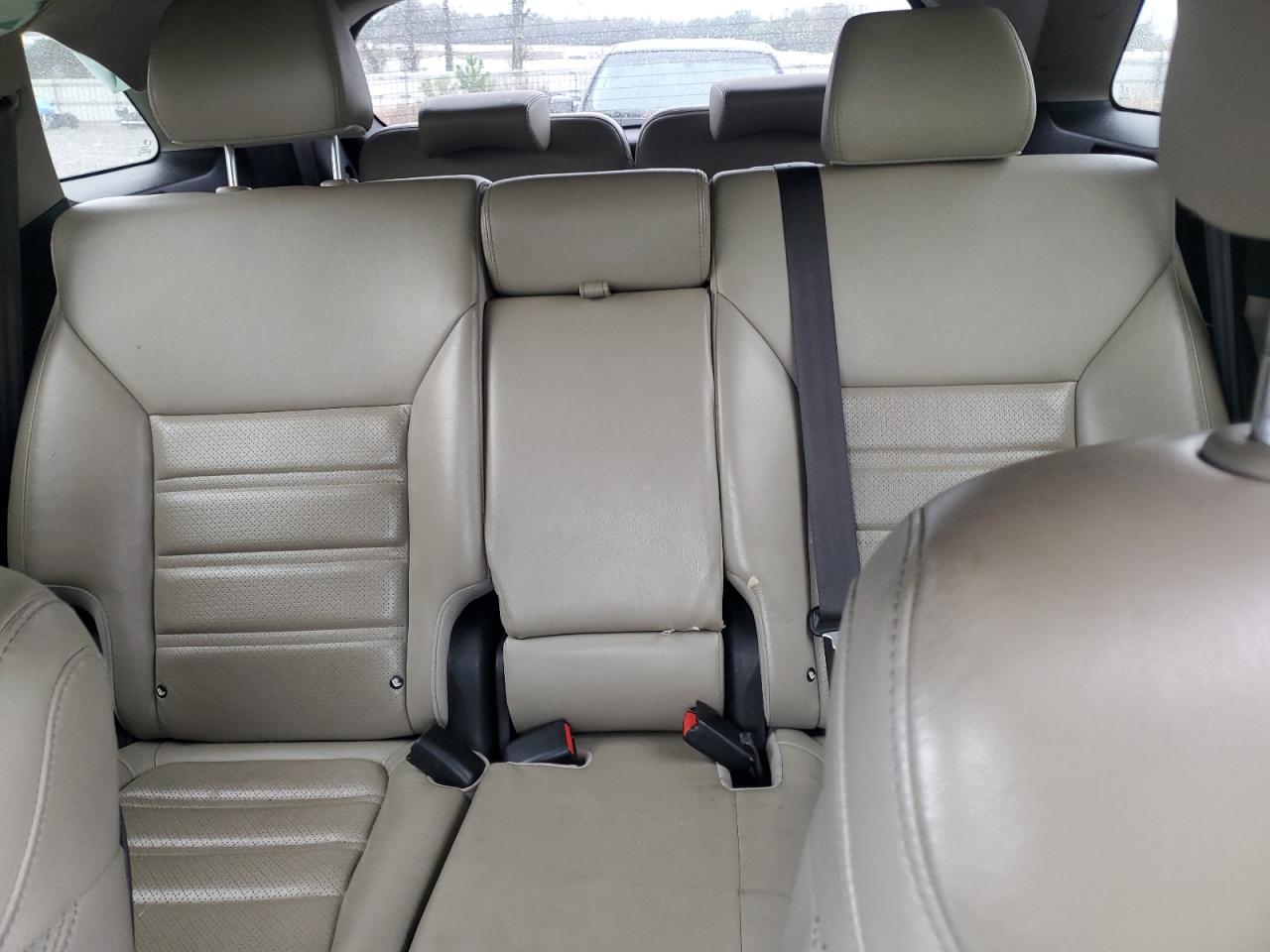 2020 Kia Sorento - Image 10