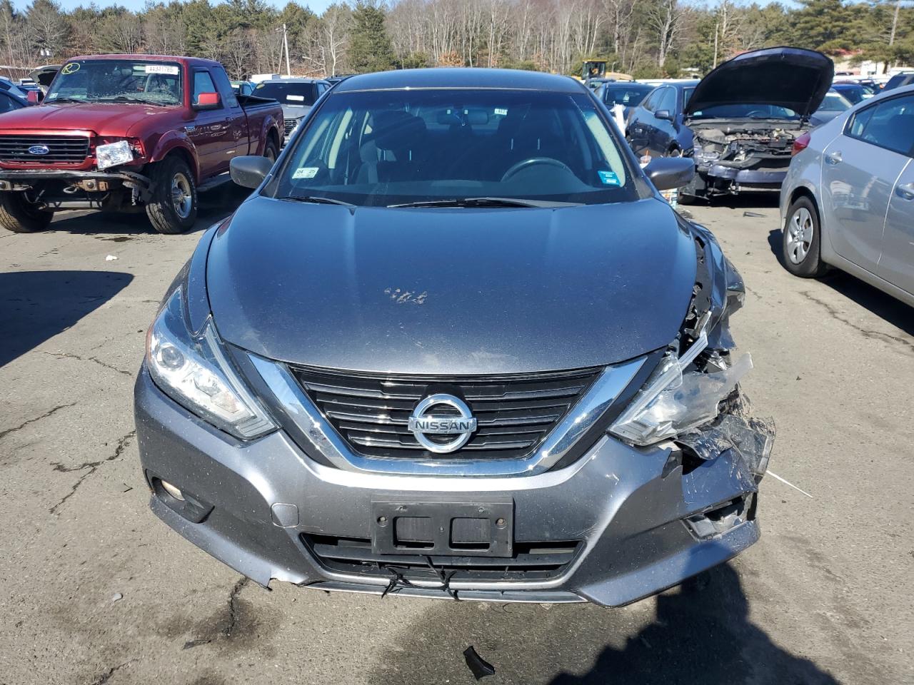 2017 Nissan Altima - Image 5