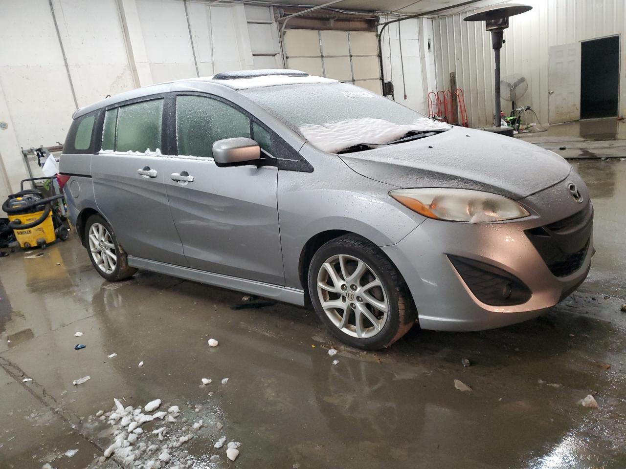 2012 Mazda 5 - Image 4