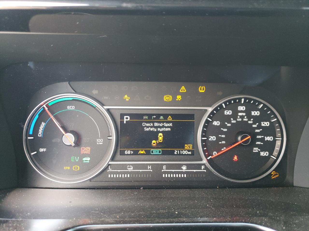 2023 Kia Sorento - Image 9