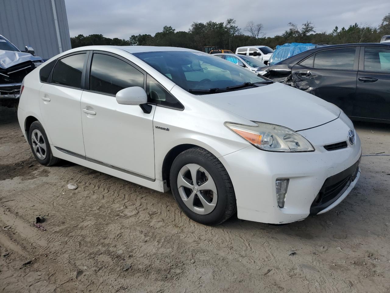 2015 Toyota Prius - Image 4
