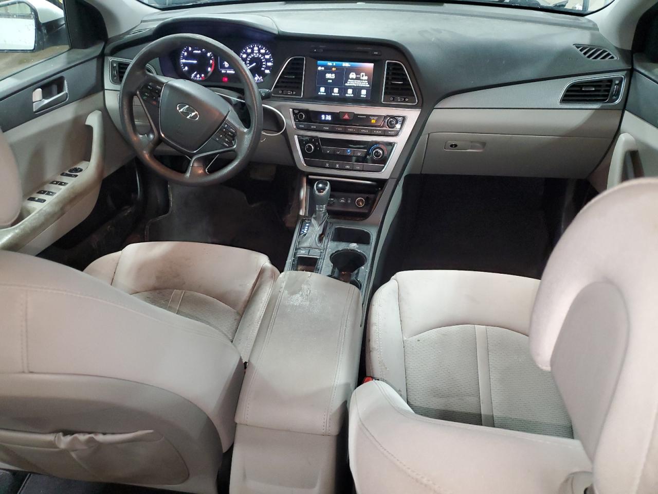 2016 Hyundai Sonata - Image 8