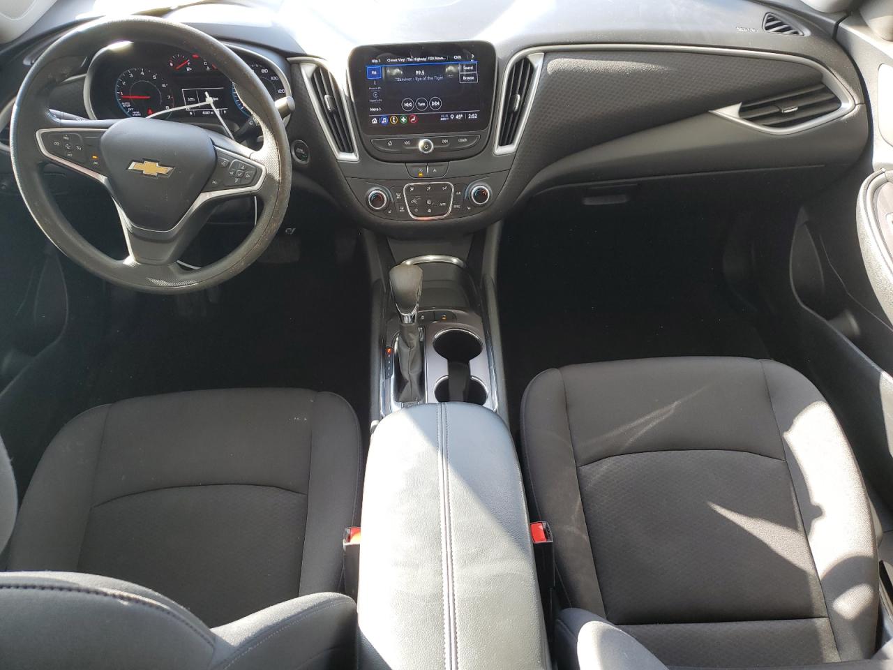 2023 Chevrolet Malibu - Image 8