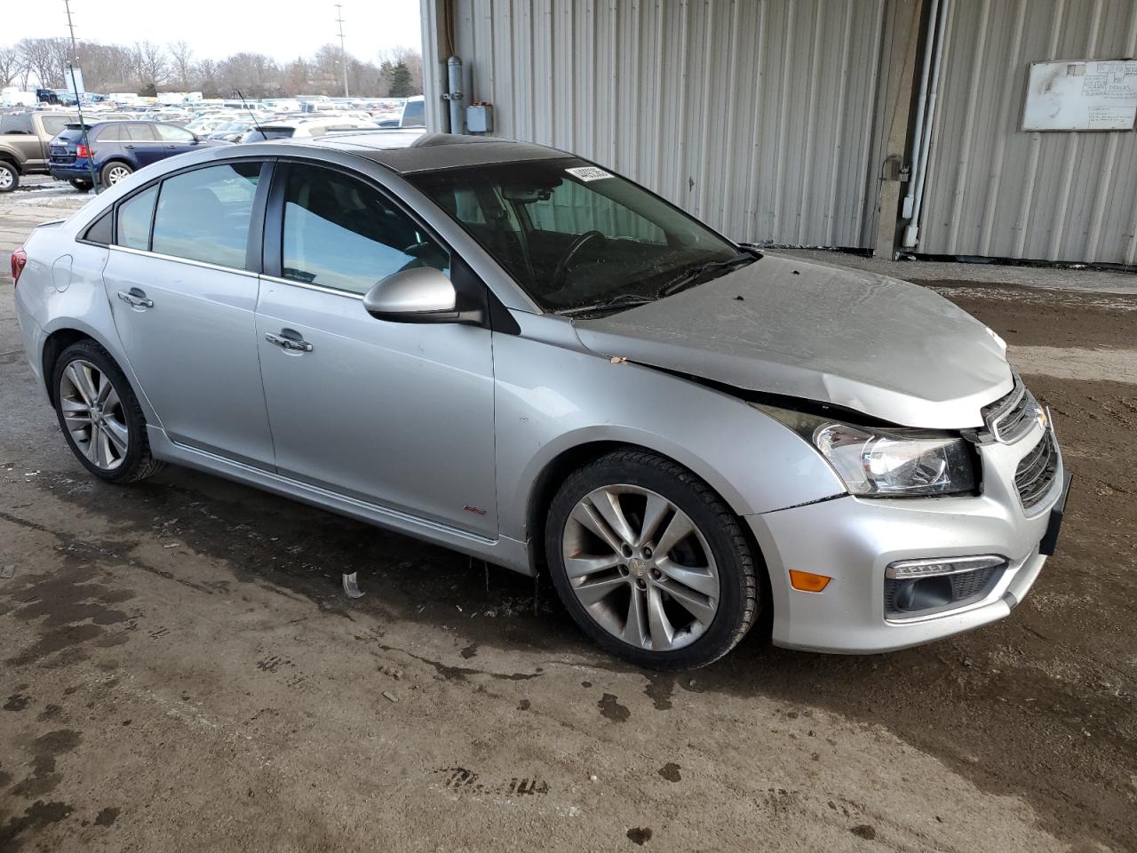2015 Chevrolet Cruze - Image 4