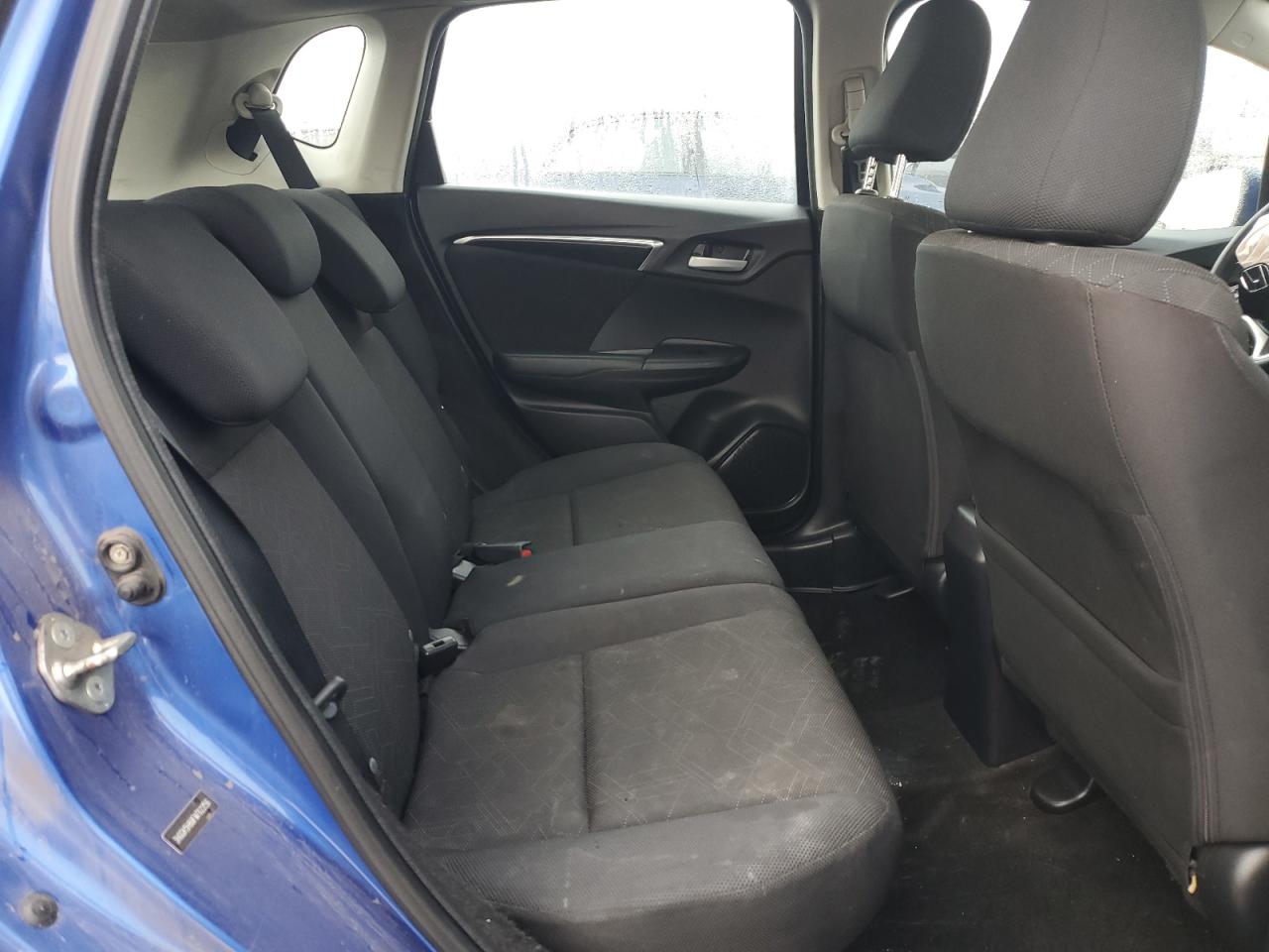 2015 Honda Fit - Image 10