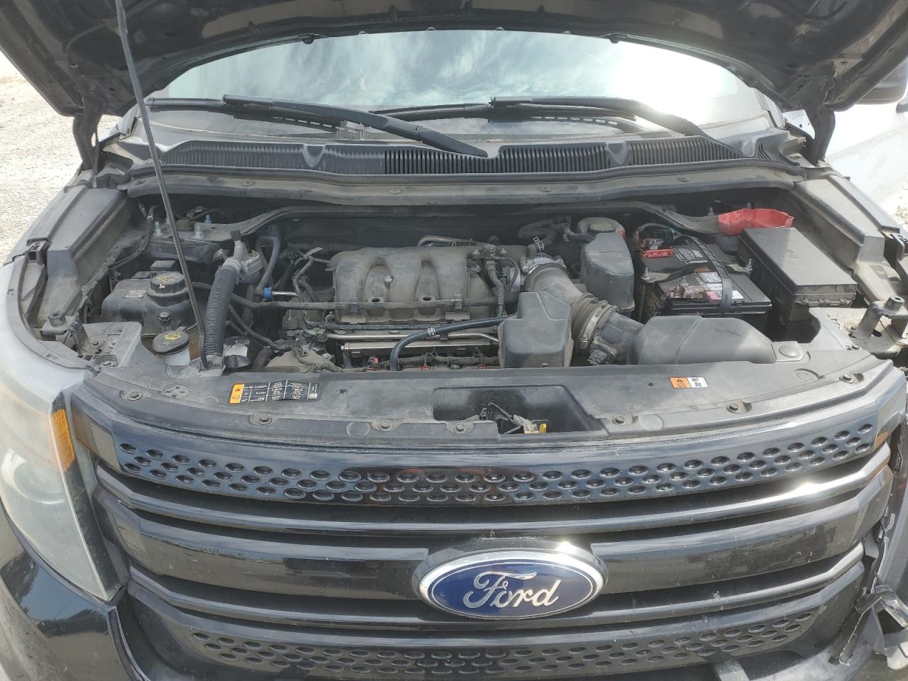 2015 Ford Explorer - Image 12