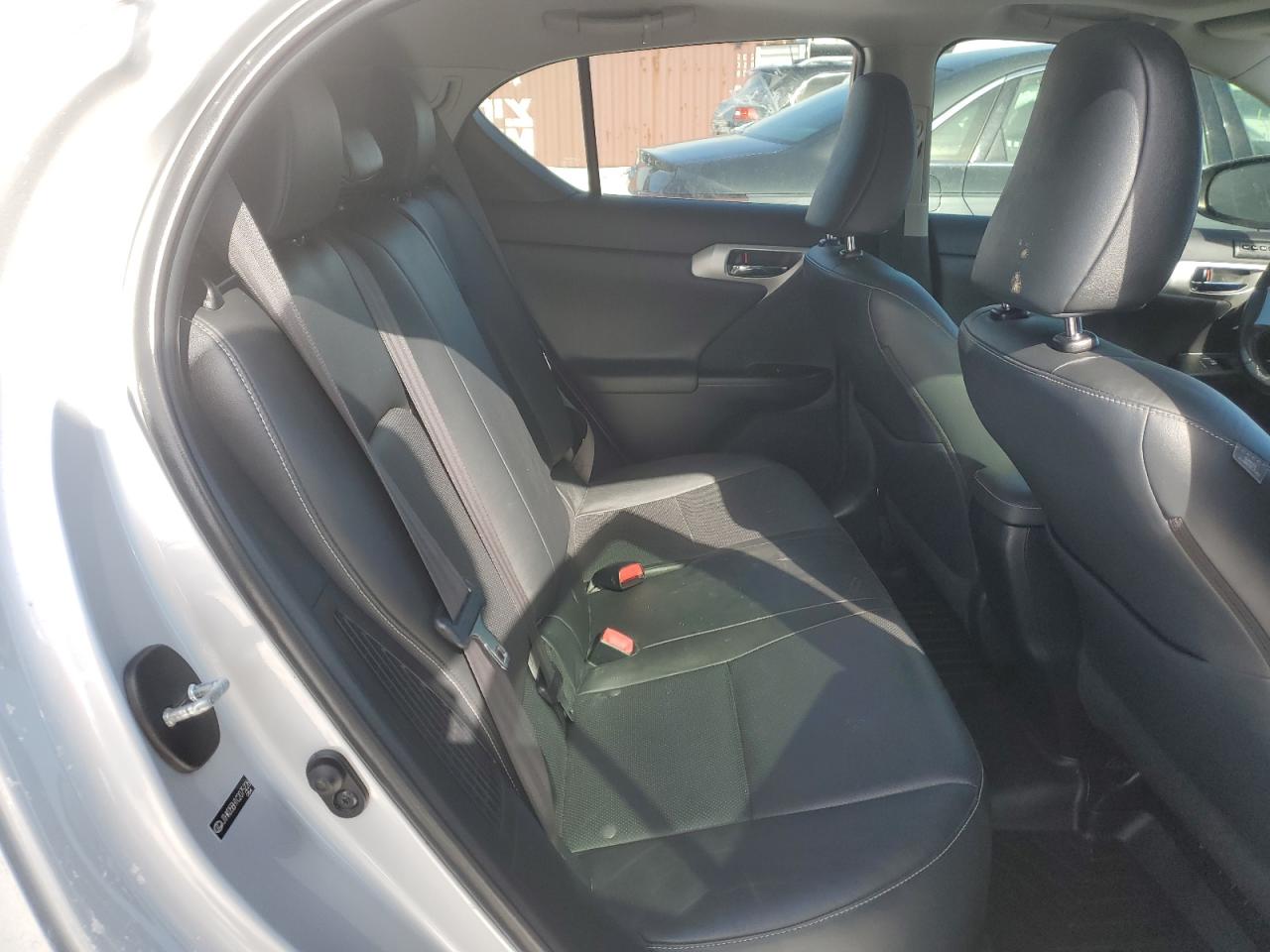 2012 Lexus CT - Image 10