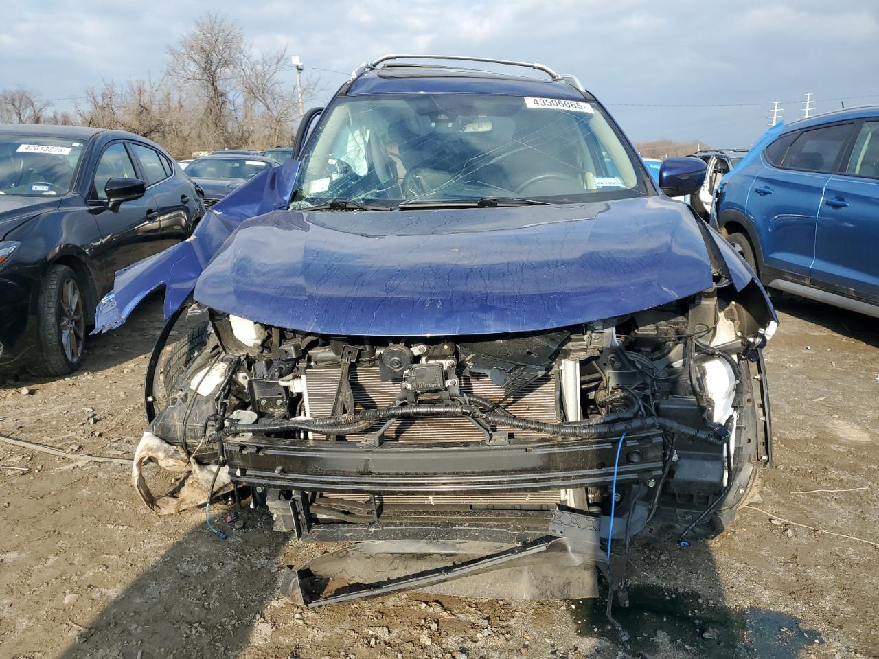 2020 Nissan Rogue - Image 5