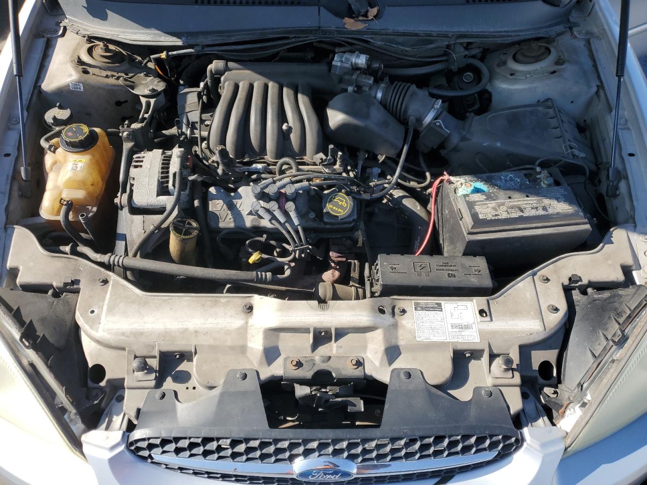 2002 Ford Taurus - Image 11