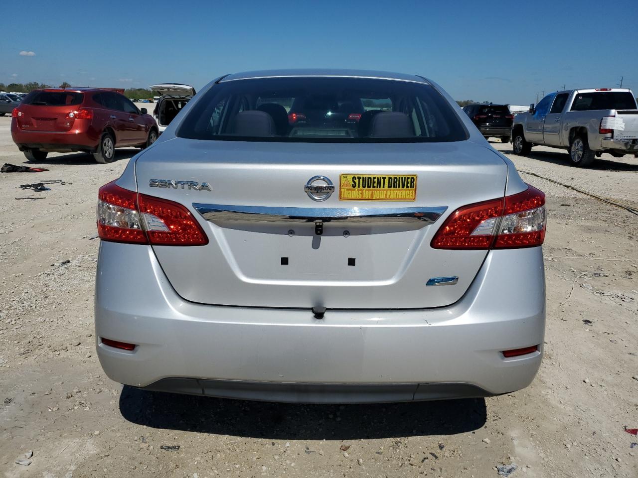 2014 Nissan Sentra - Image 6