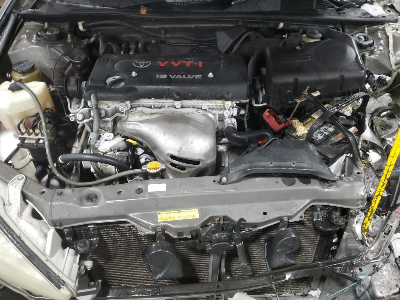 2005 Toyota Camry - Image 11