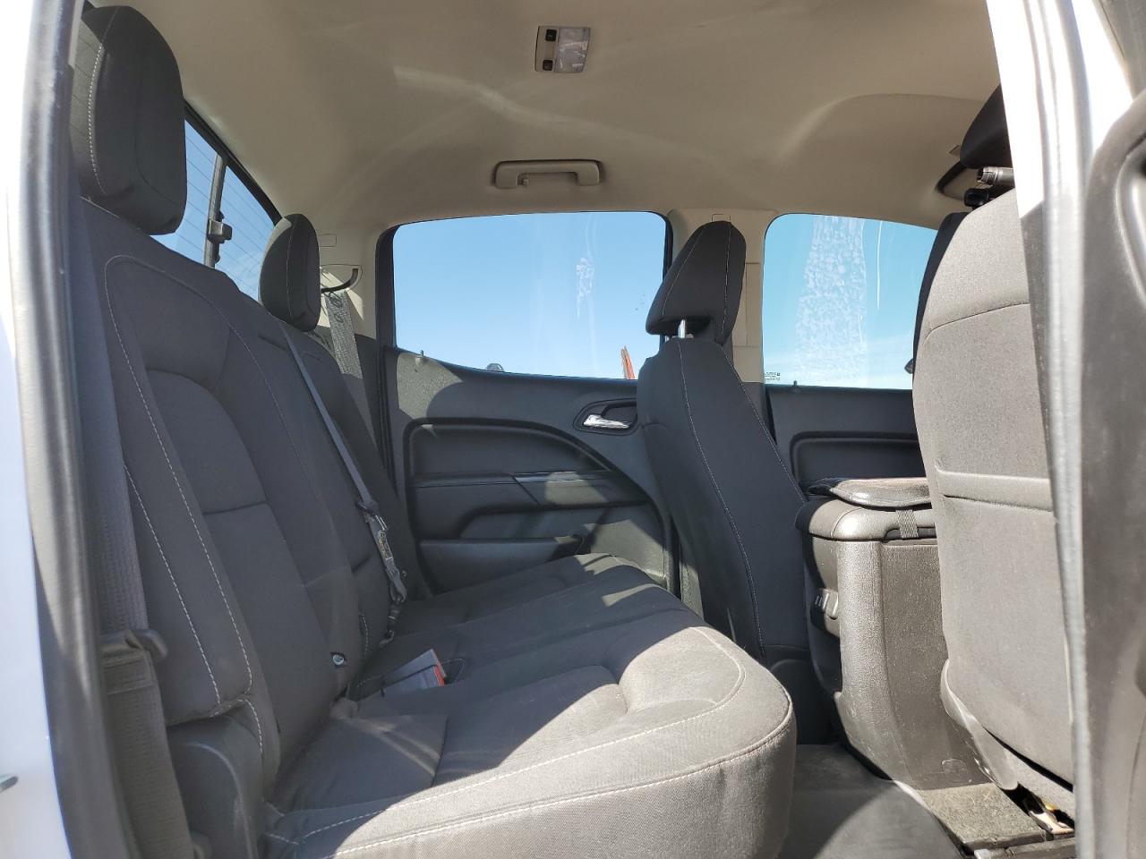 2017 GMC Canyon - Image 10
