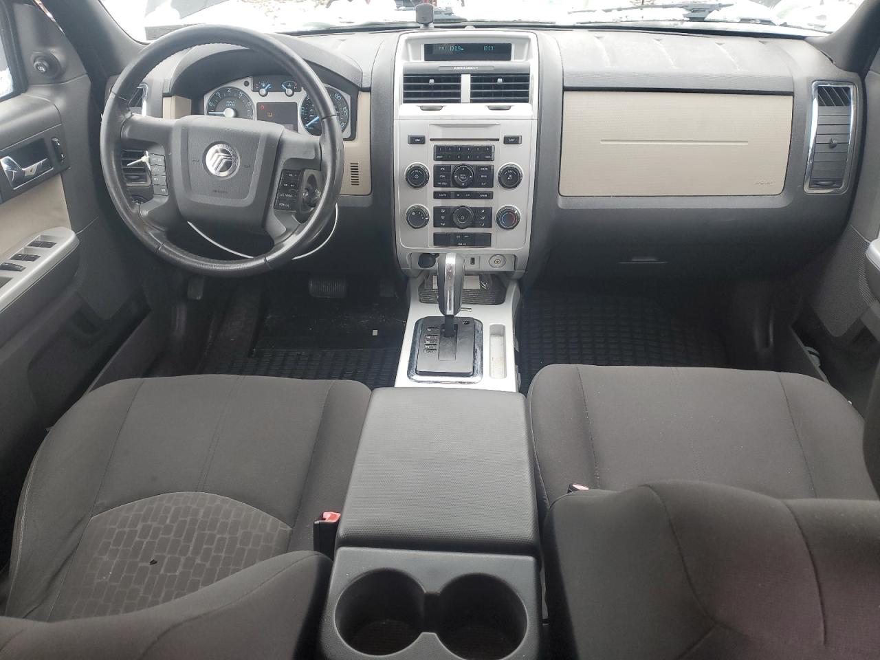 2010 Mercury Mariner - Image 8