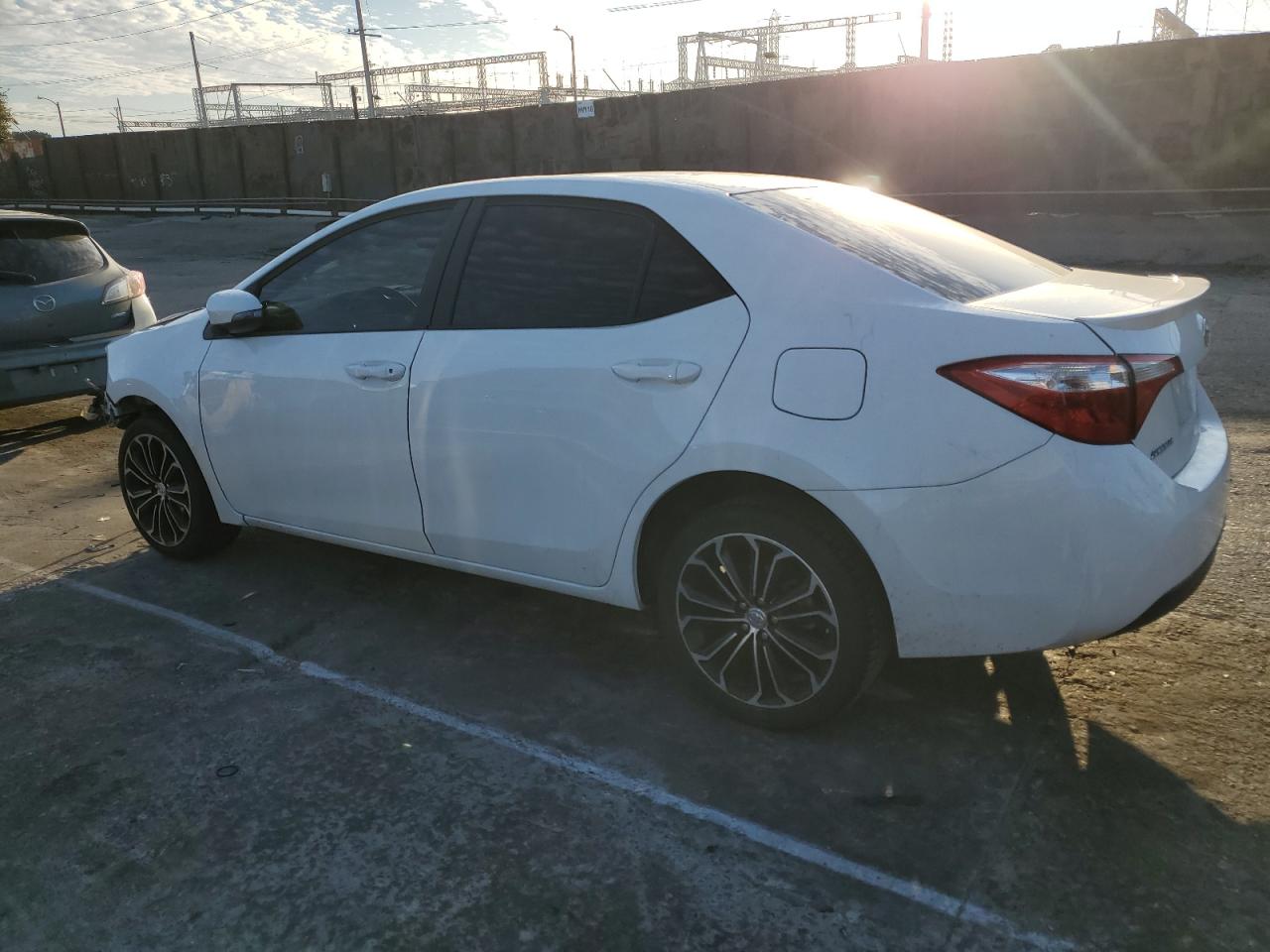 2015 Toyota Corolla - Image 2