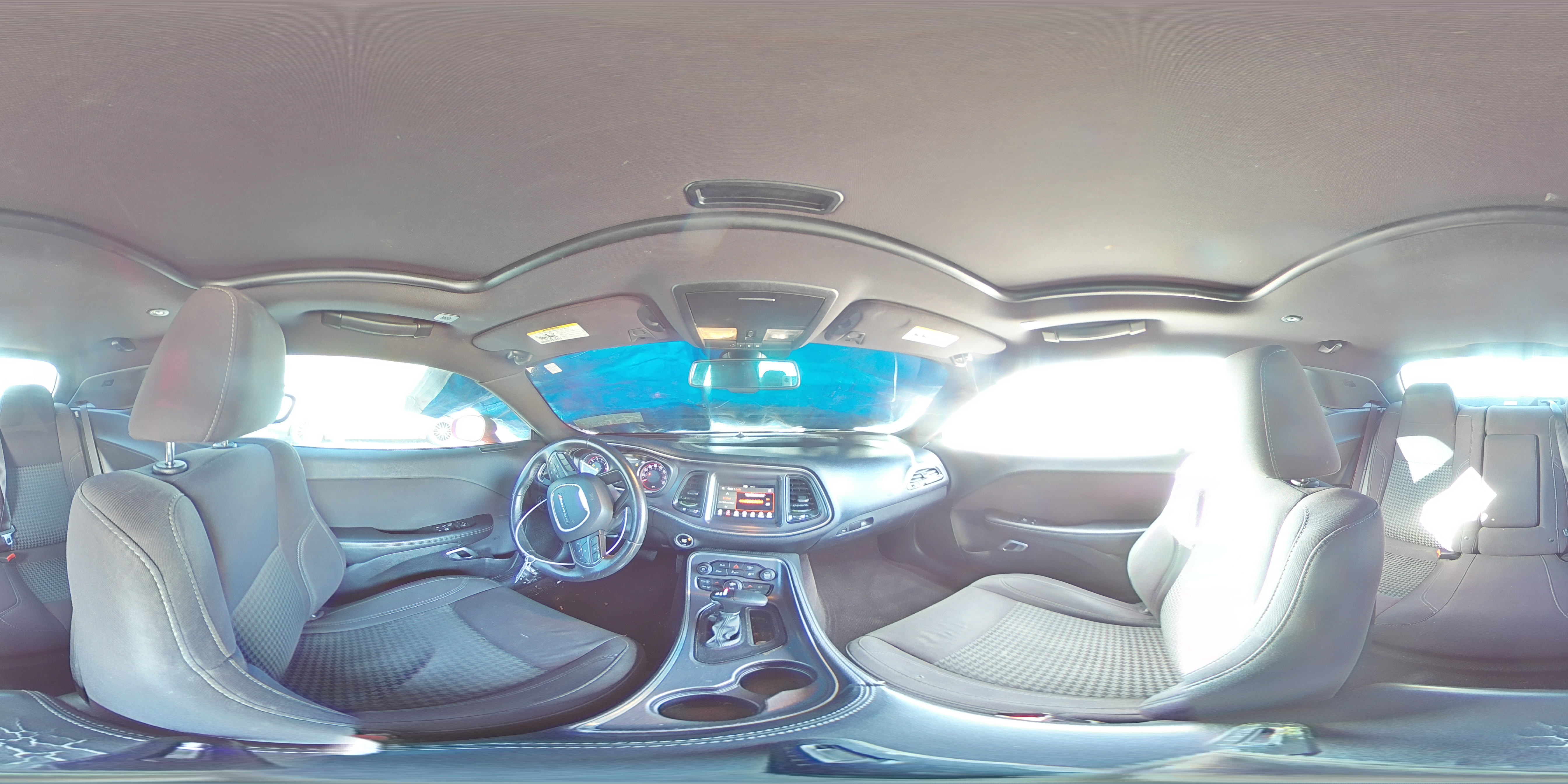 2018 Dodge Challenger - Image 15