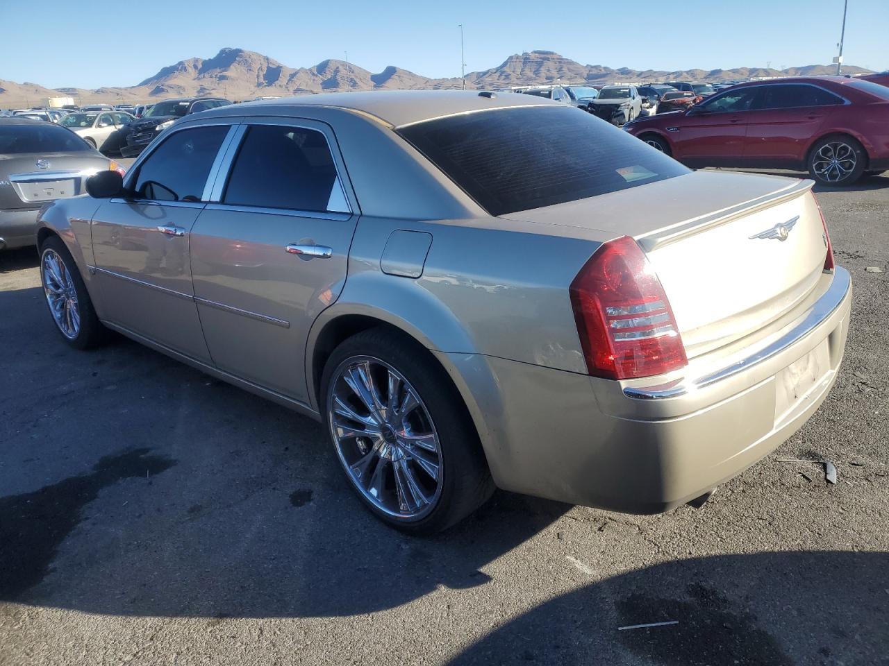 2006 Chrysler 300 - Image 2