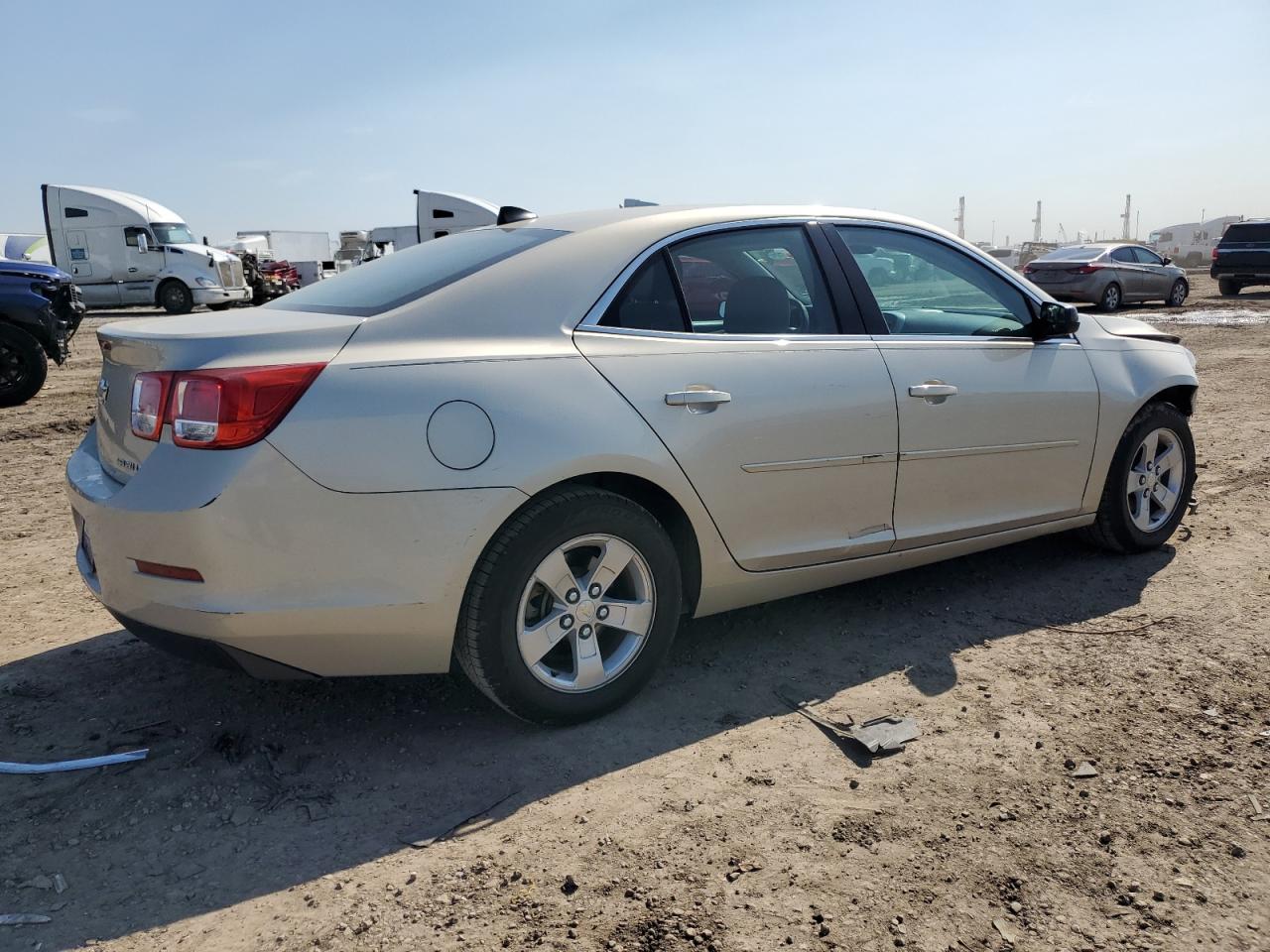 2014 Chevrolet Malibu - Image 3