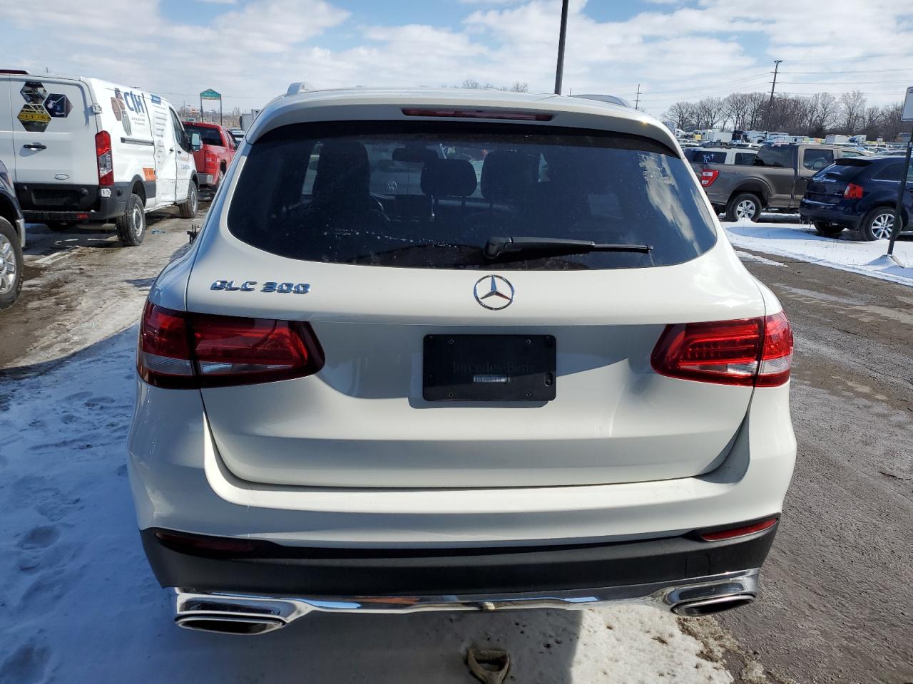 2017 Mercedes-Benz GLC - Image 6