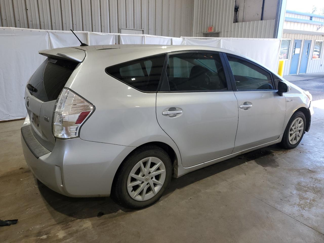 2014 Toyota Prius - Image 3