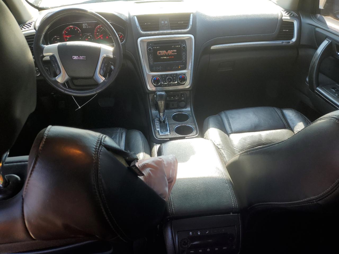 2015 GMC Acadia - Image 8