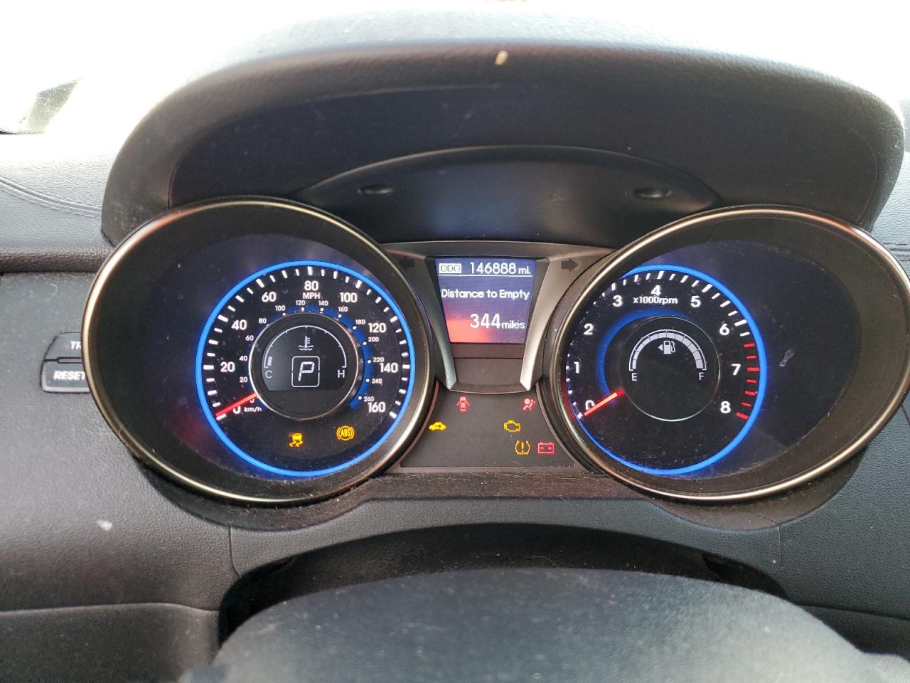 2014 Hyundai Genesis - Image 9