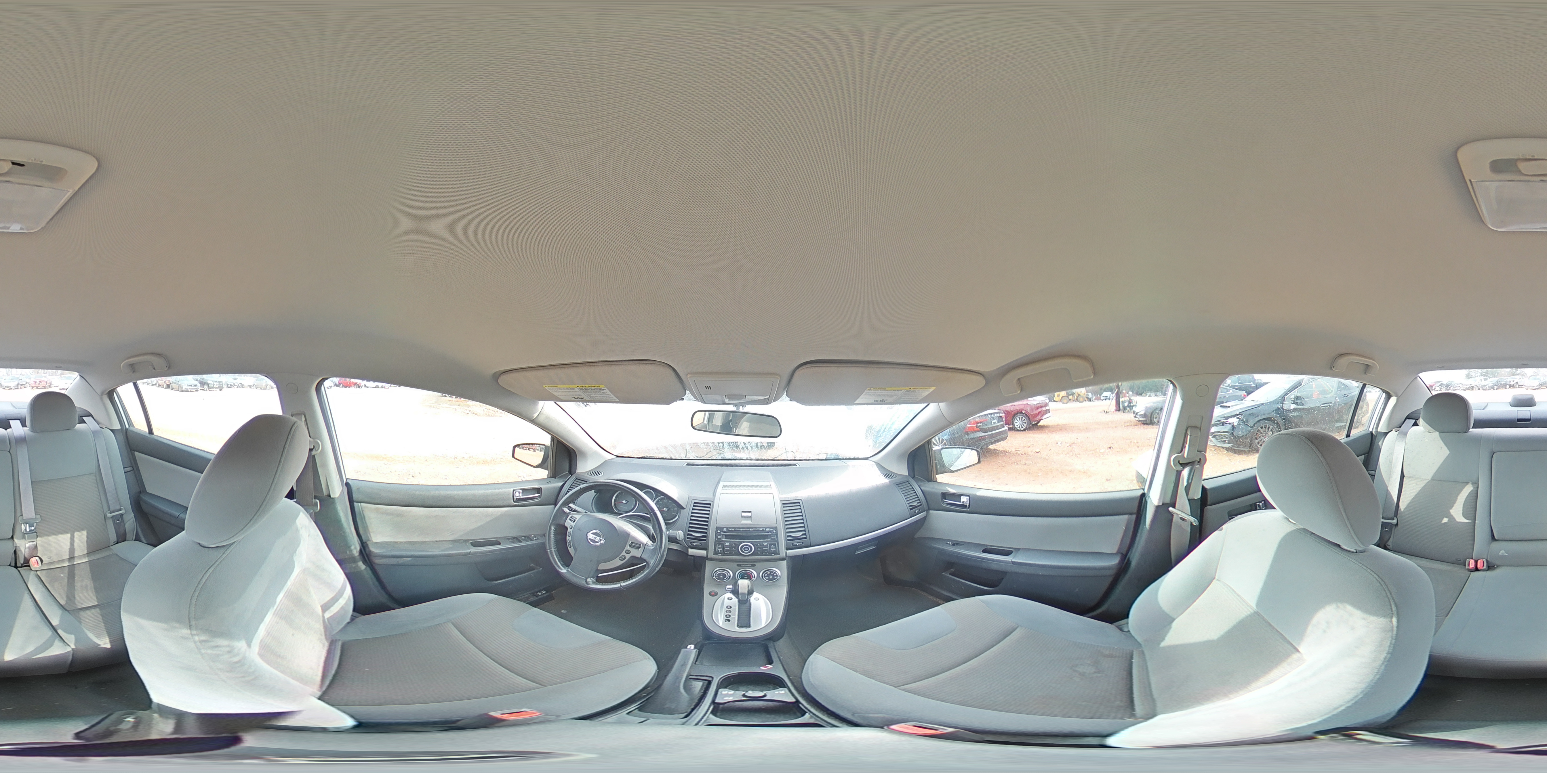2010 Nissan Sentra - Image 12