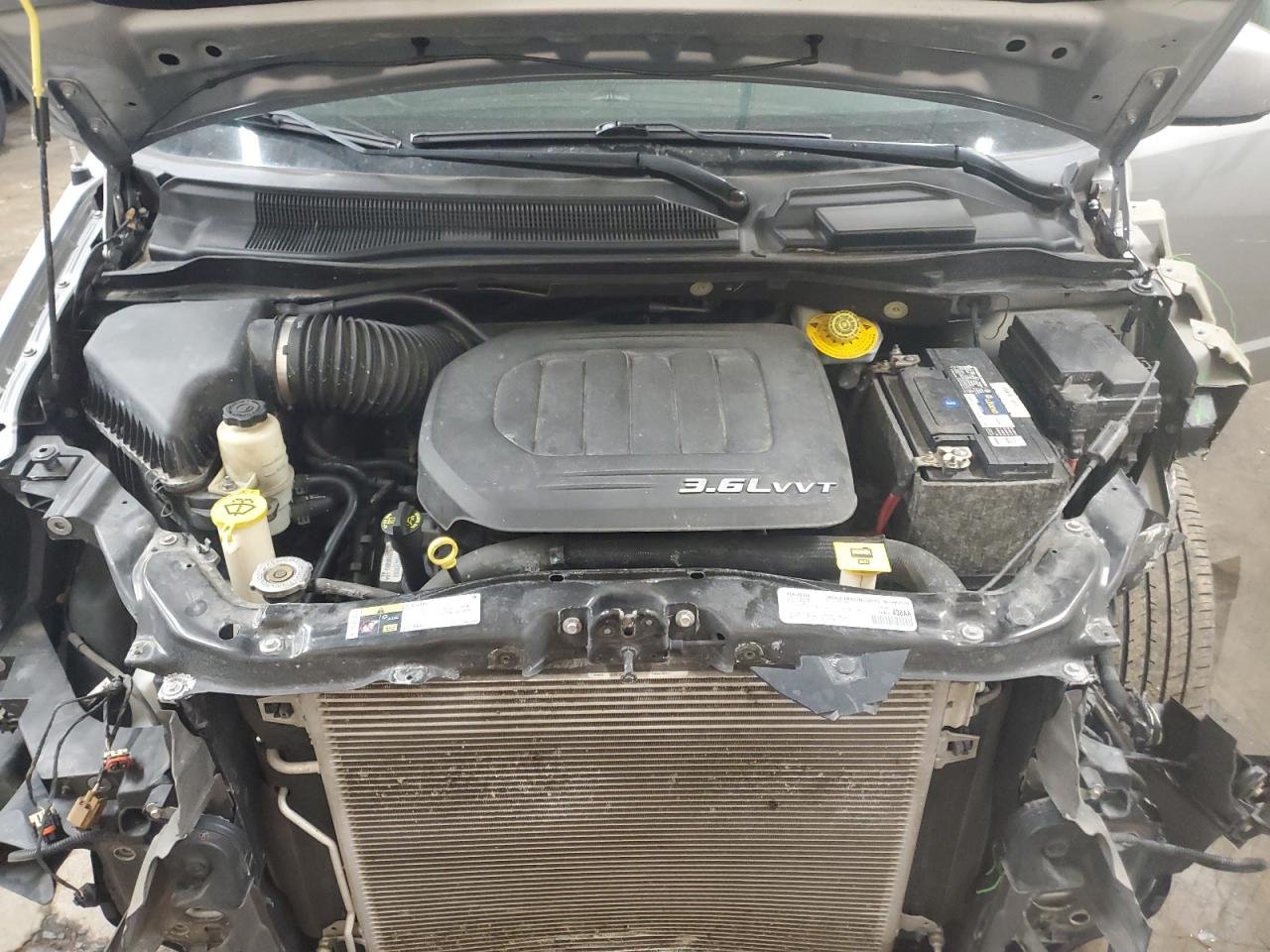 2019 Dodge Caravan - Image 12