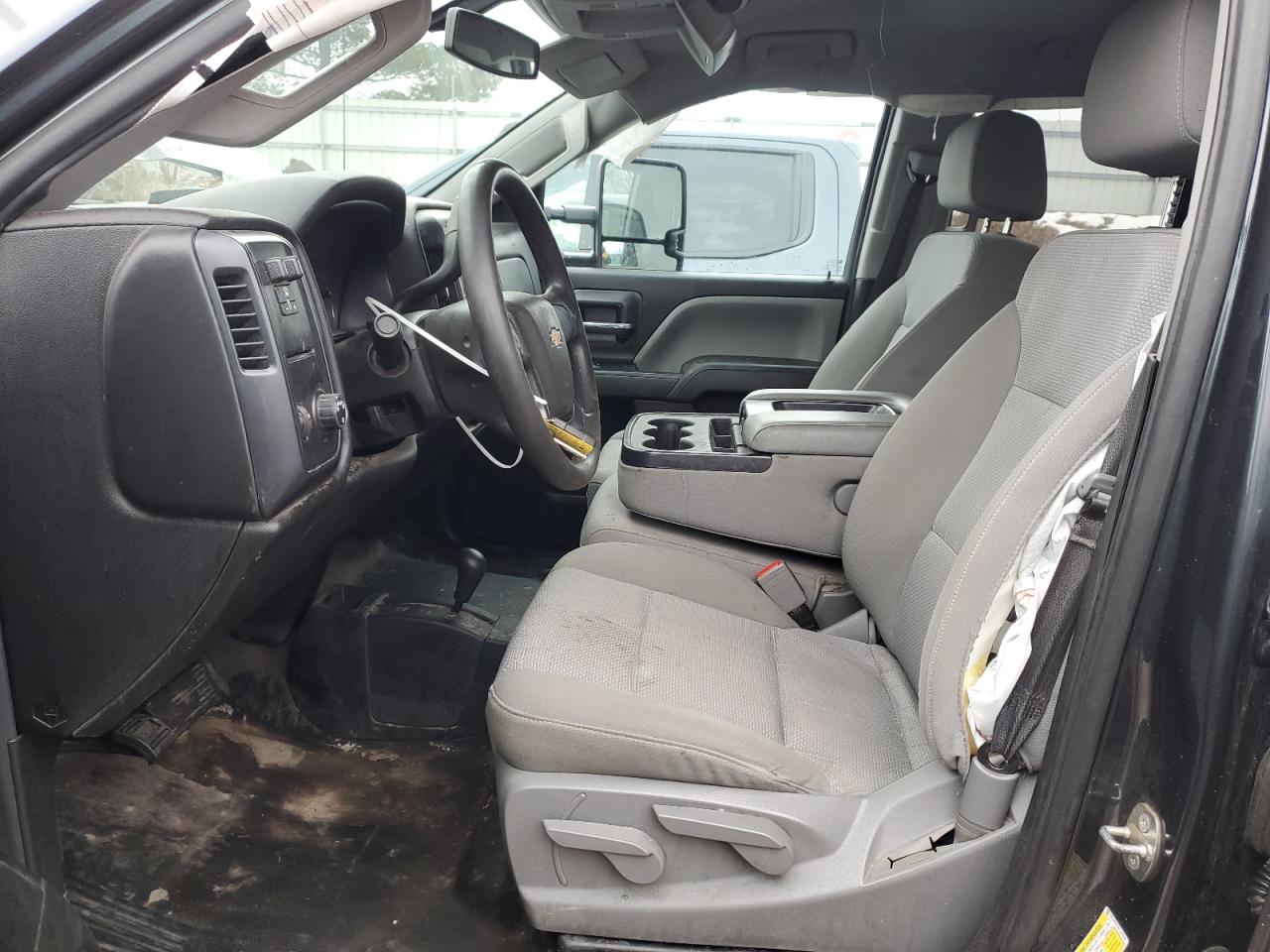 2019 Chevrolet Silverado - Image 7
