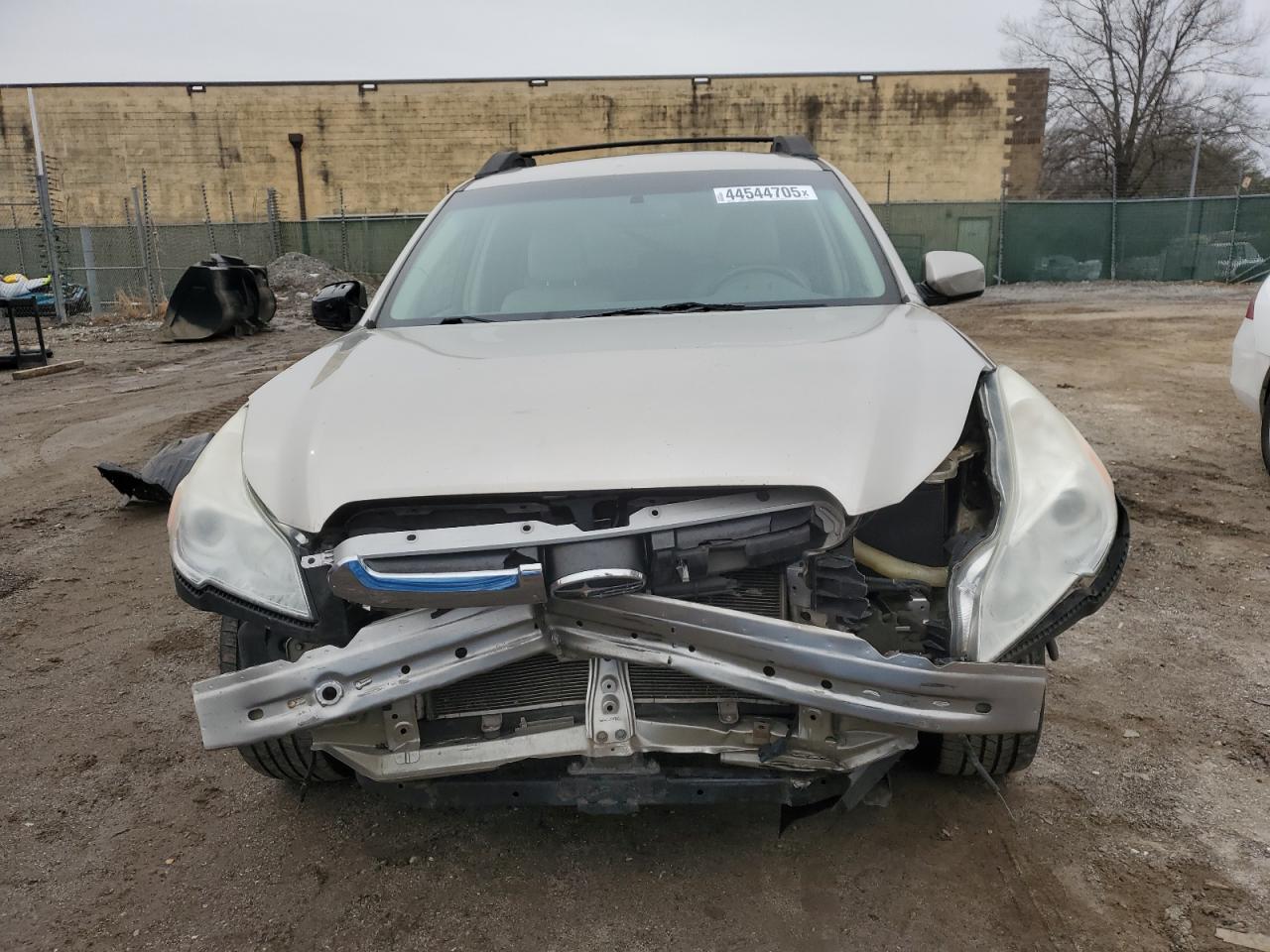 2014 Subaru Outback - Image 5