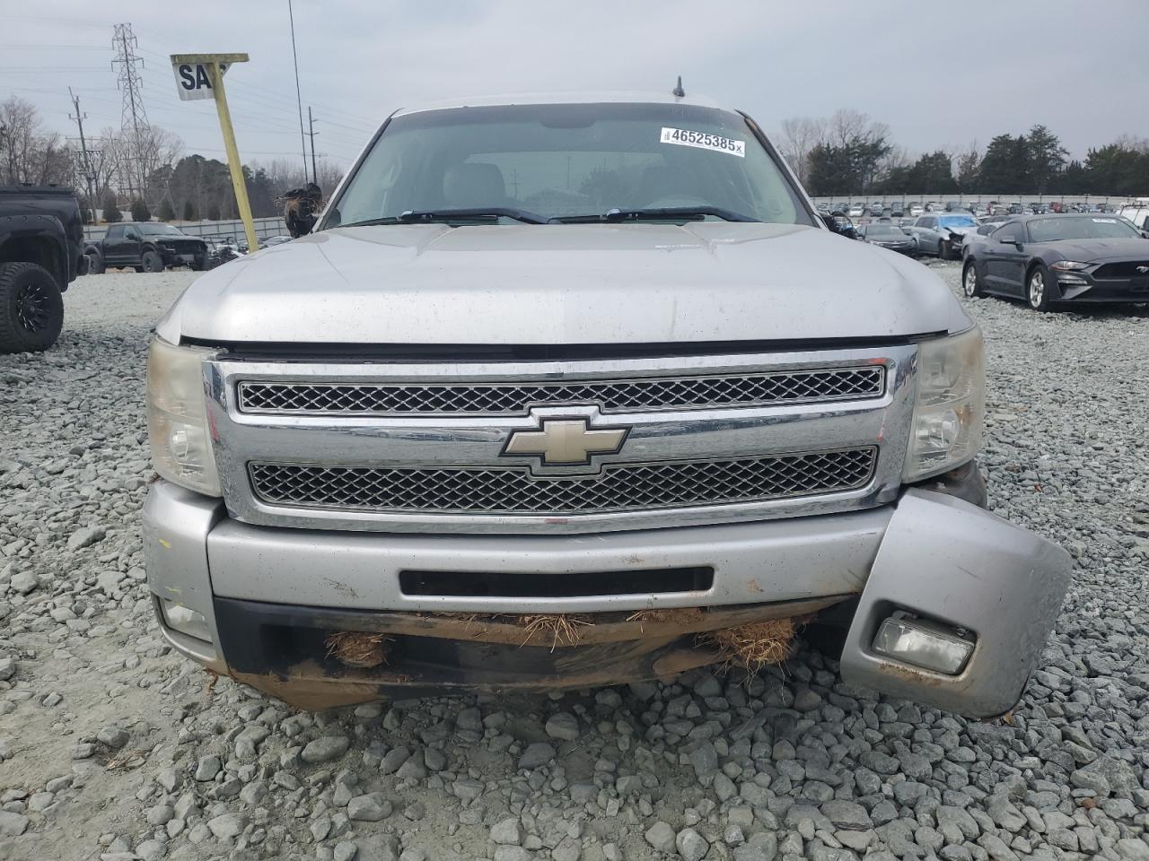 2010 Chevrolet Silverado - Image 5