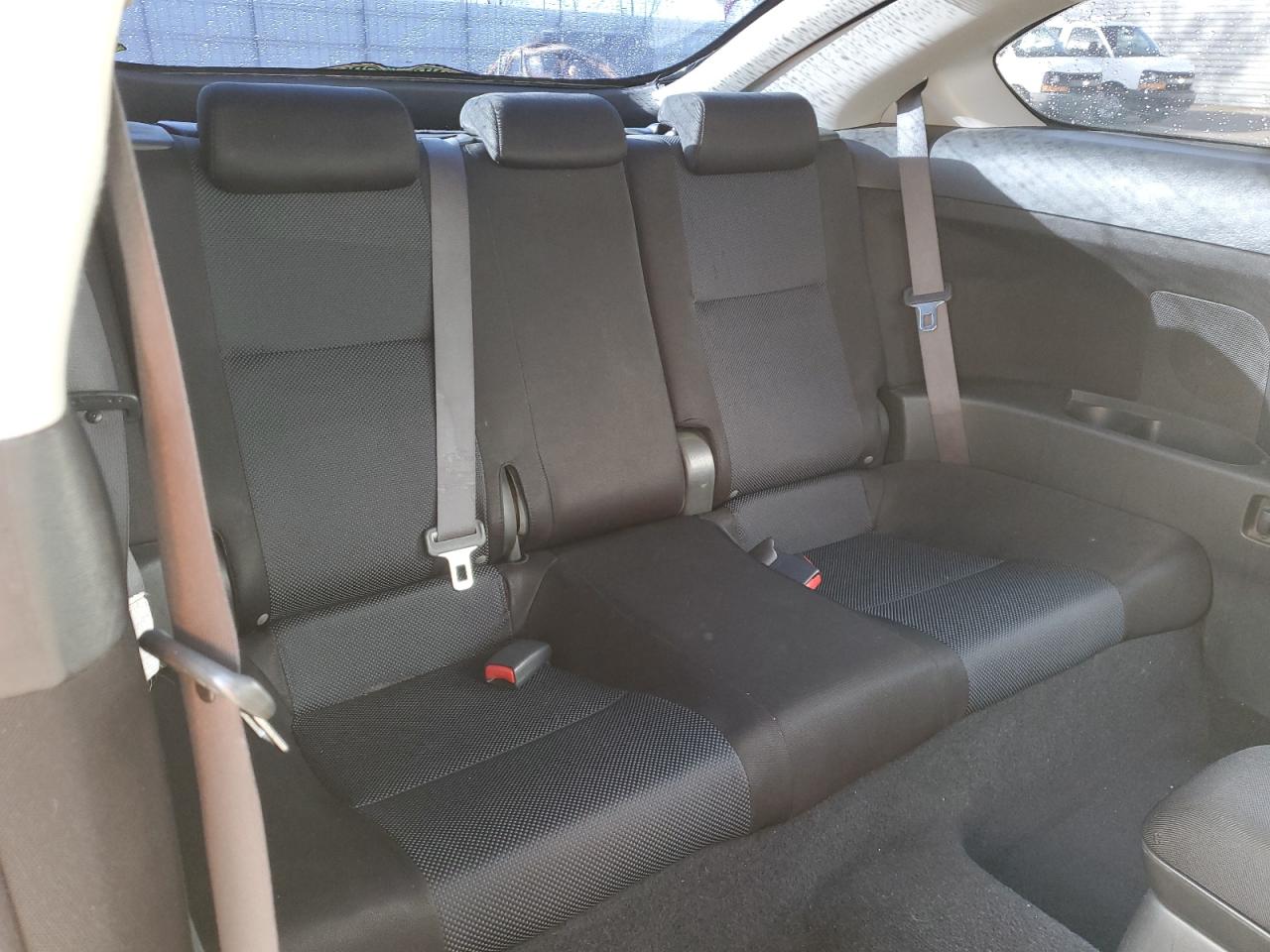 2005 Toyota tC - Image 11