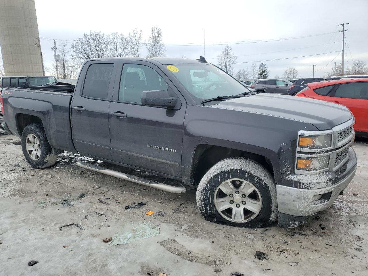2015 Chevrolet Silverado - Image 4