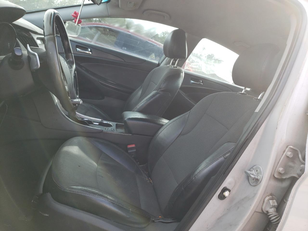 2013 Hyundai Sonata - Image 7