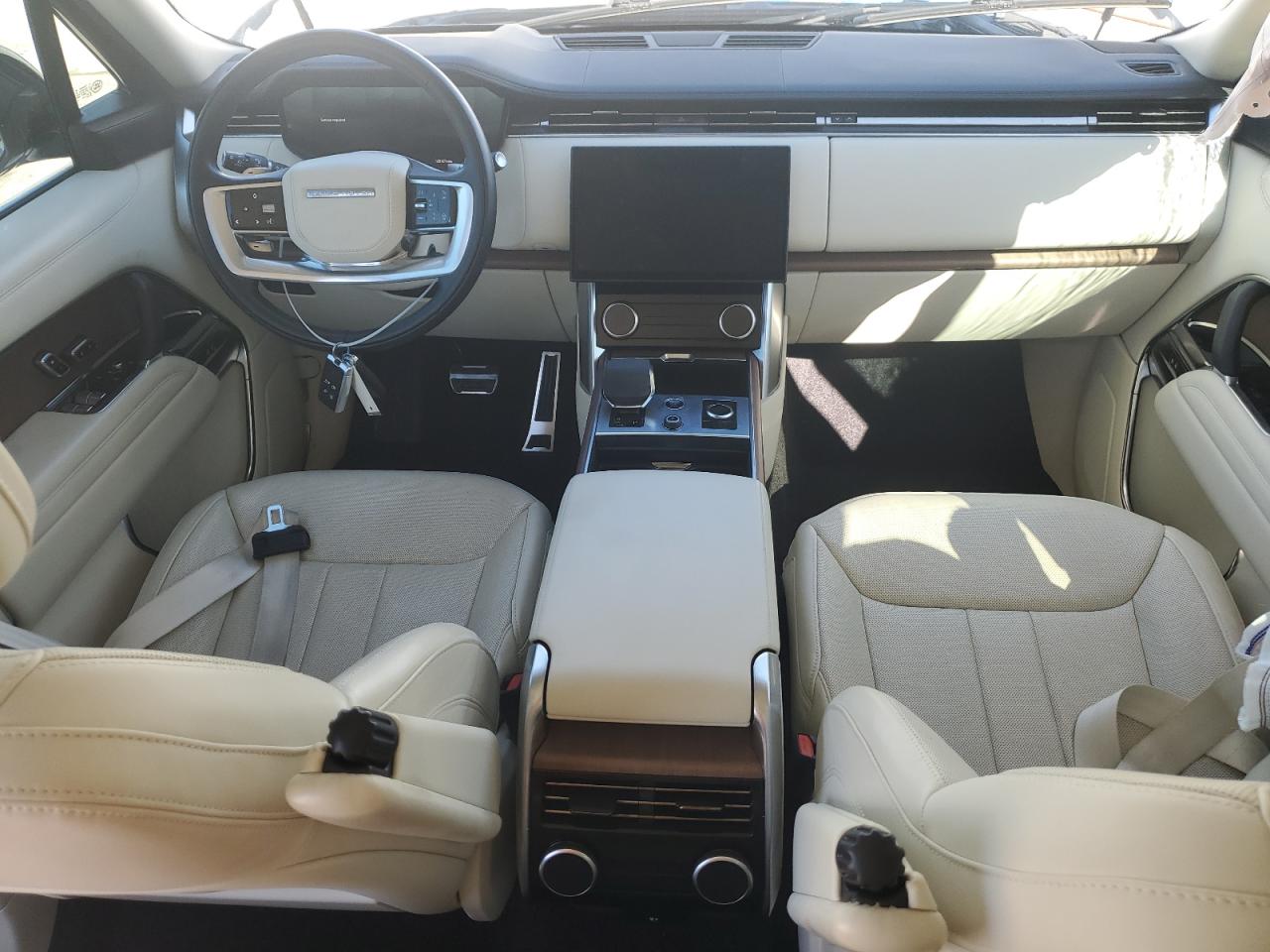 2023 Land Rover Range Rover - Image 8