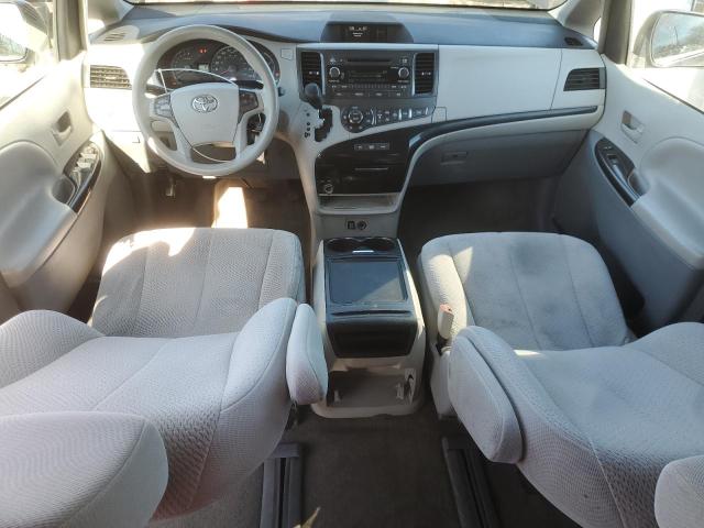 2013 TOYOTA SIENNA LE