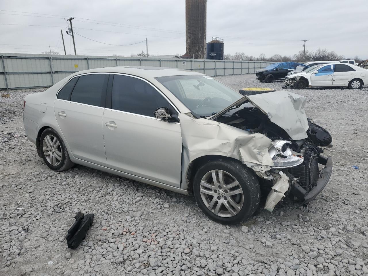 2010 Volkswagen Jetta - Image 4