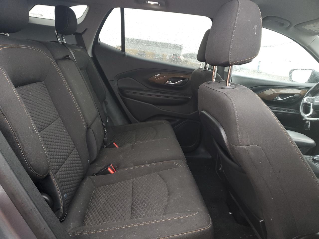 2020 GMC Terrain - Image 10